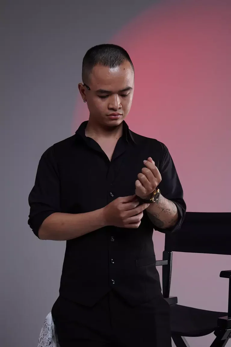 Artist Nhan Nguyen